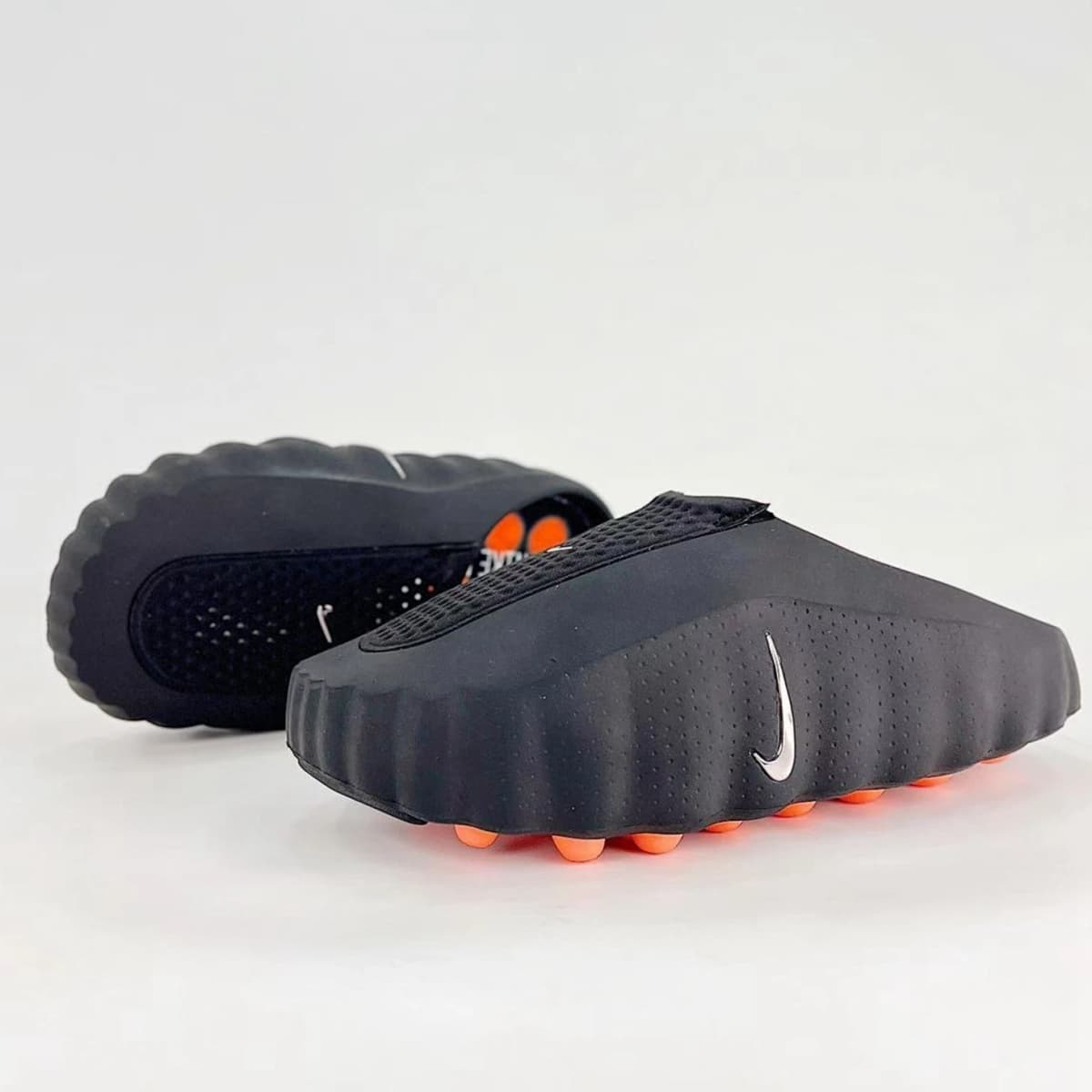Nike Mind Slide — Black