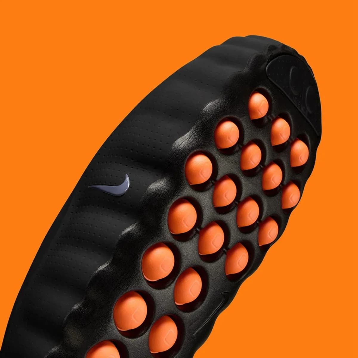Nike Mind Slide — Black 7