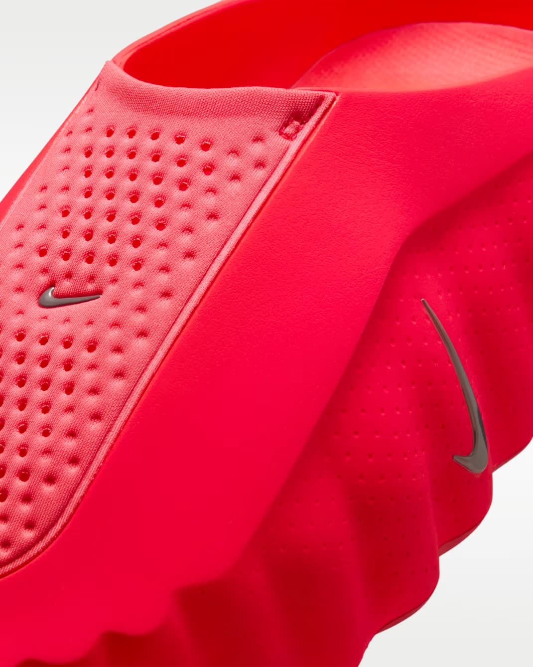 Nike Mind Slide — Red 6