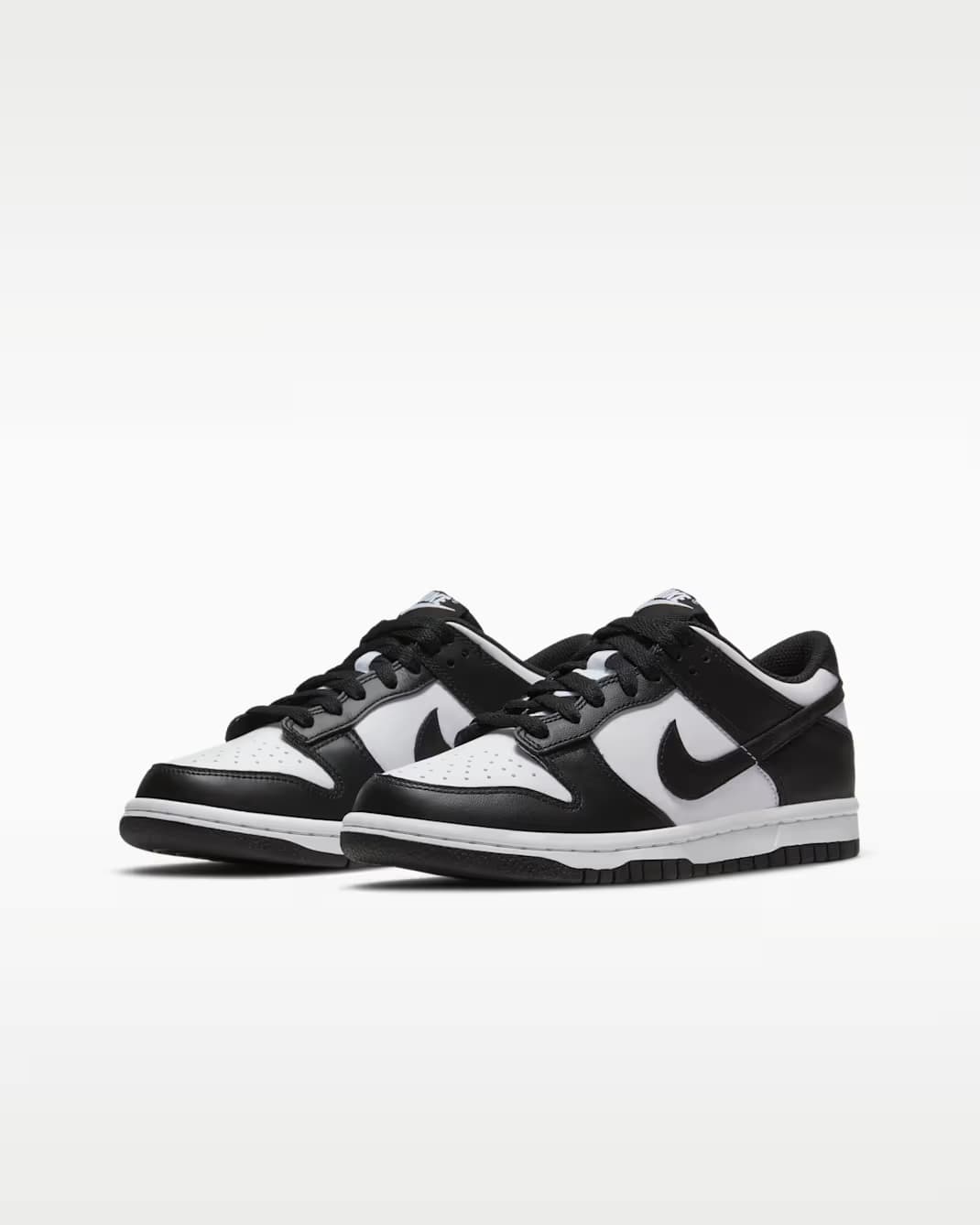 Nike Dunk Low — Panda 4