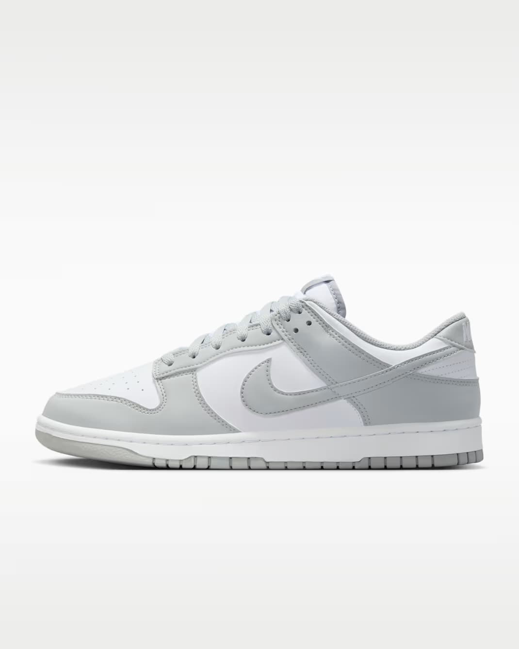 Nike Dunk Low — Retro