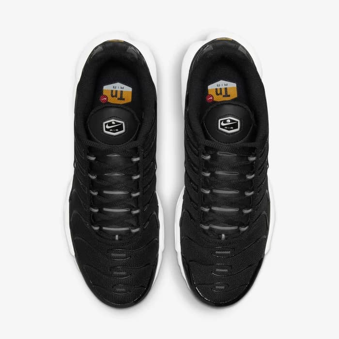 Nike Air Max Plus TN — Black & White 3