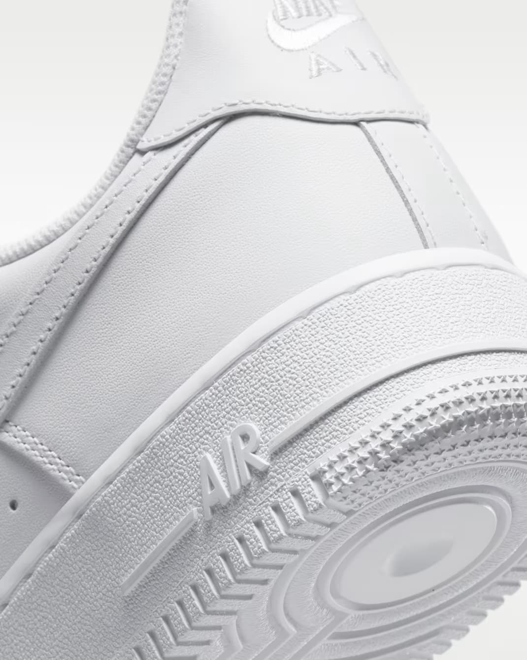 Nike Air Force 1 — Triple White 6